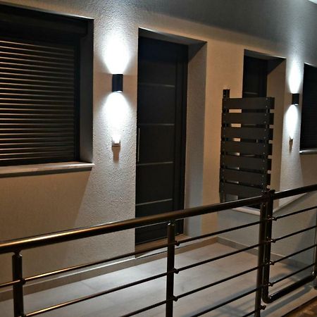 Savvas & Katerinas Appartments Neos Marmaras Eksteriør billede
